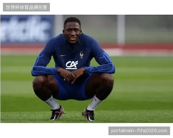 科纳特的存在加剧了中卫竞争，这种轮换机制有助于主力球员在高强度赛事中保持体能